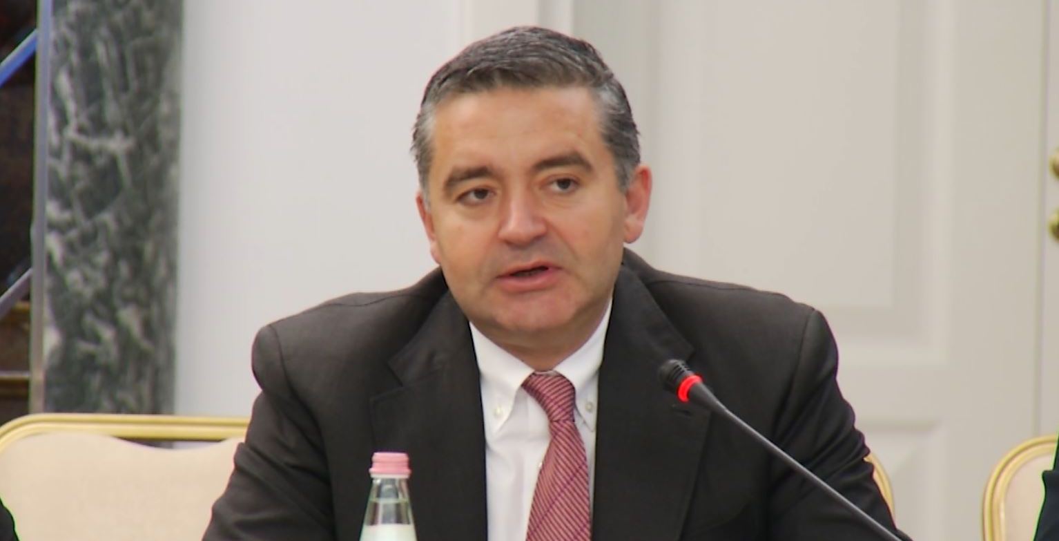 Klosi: Se shpejti vendimi per kosto tarifen e mbetjeve urbane